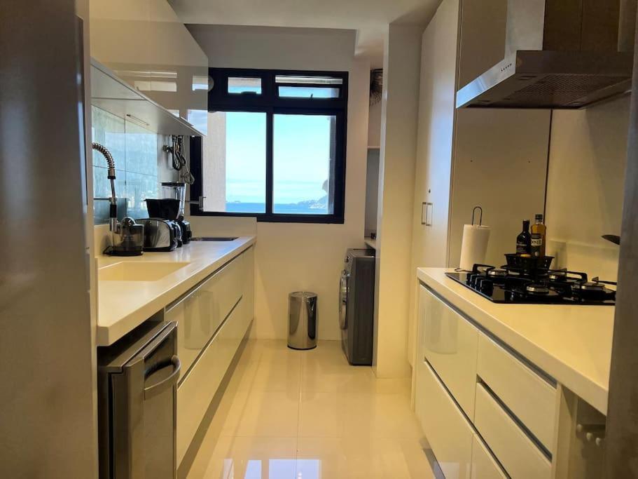 Fantastic View Over Ipanema Beach, 2 Bedroom Rio de Janeiro